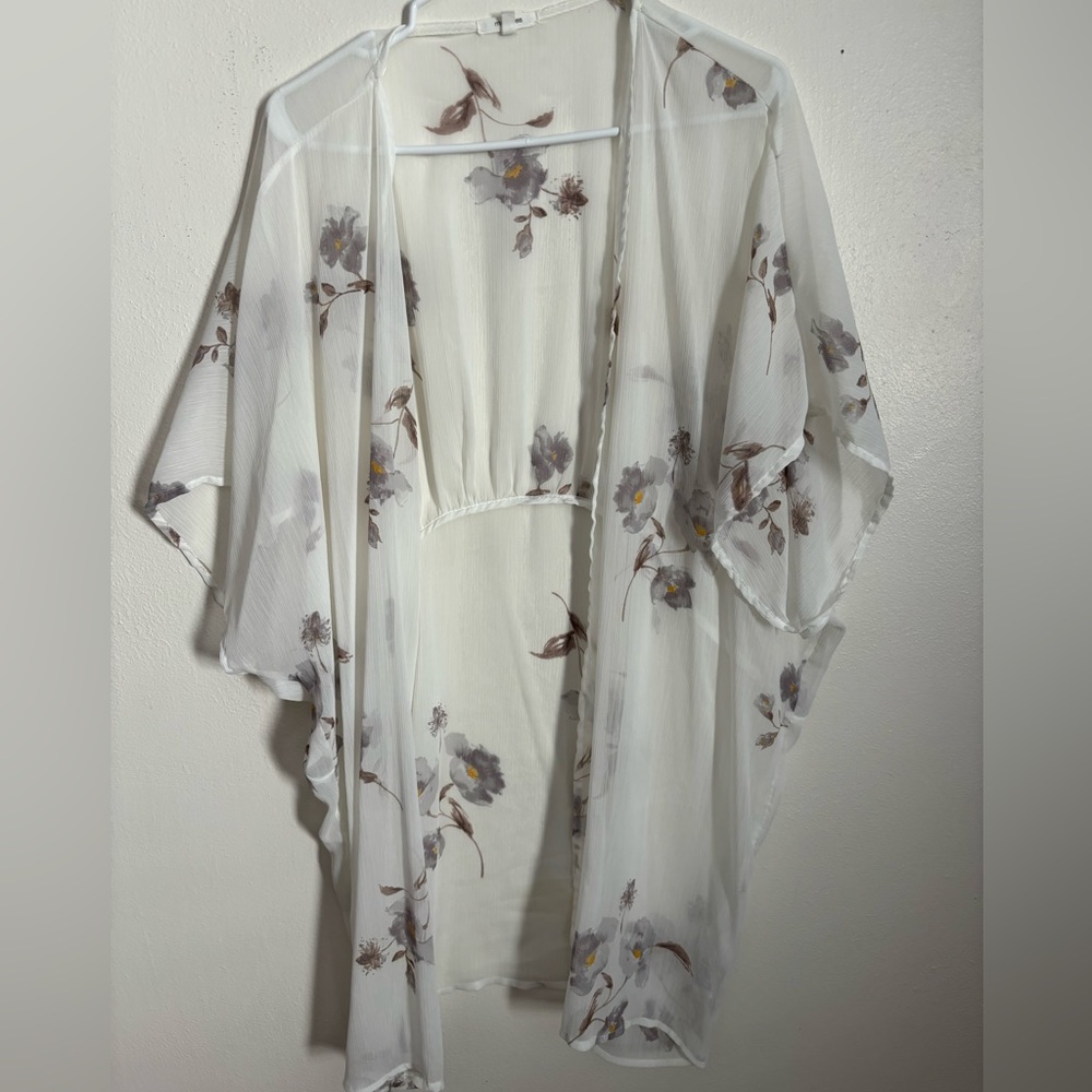 White Floral Cardigan